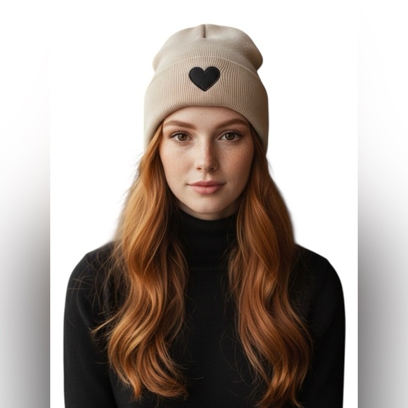 LabJoy Accessories - Lab Joy beanie with heart